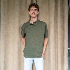 VINTAGE MUNSINGWEAR OLIVE GREEN TEXTURED POLO